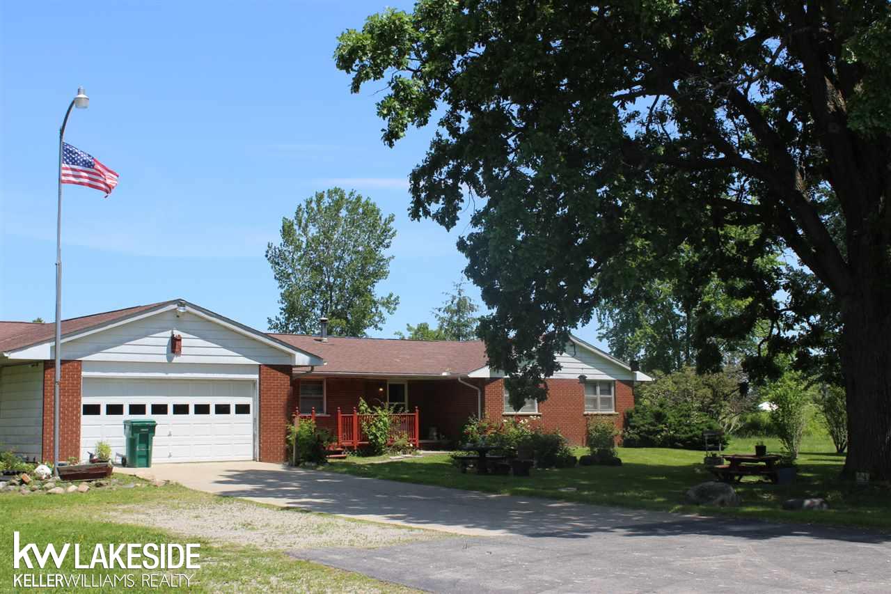 21655 Armada Center Road Armada, MI 48005 - Photo 2 of 31
