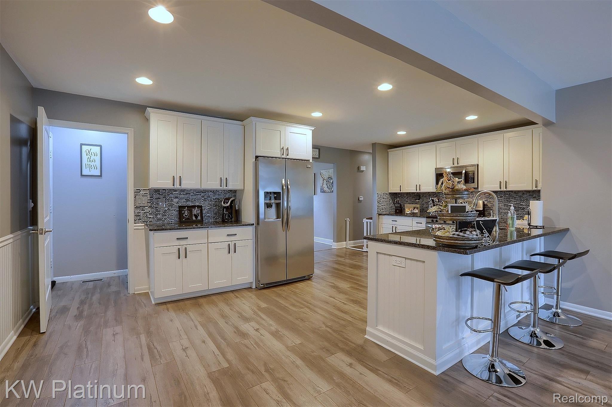 765 Burnell Road Memphis, MI 48041 - Photo 7 of 21 8-Kitchen.jpg