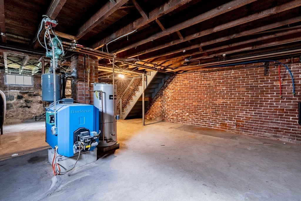 37 North Street Three Rivers, MA 01080 - Photo 30 of 35