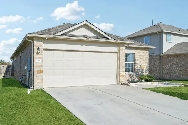 $2,100 | 1801 Fairhaven Gateway, Georgetown, TX 78626