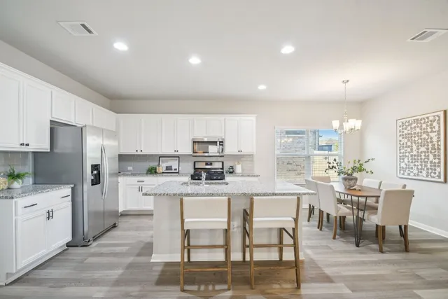 $2,100 | 1801 Fairhaven Gateway, Georgetown, TX 78626