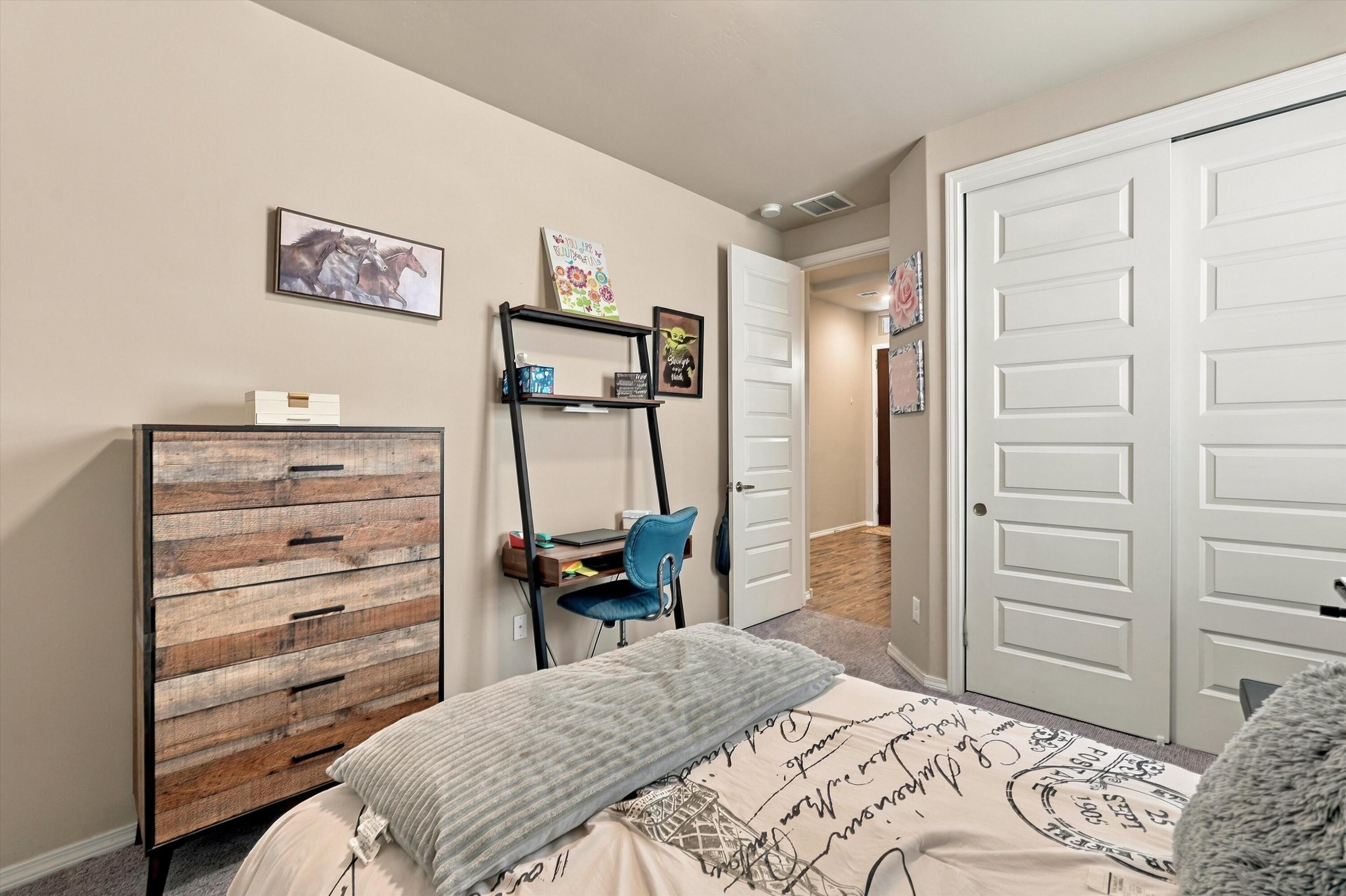 4570 Golden Eagle Loop Northeast Rio Rancho, NM 87144 - Photo 11 of 38 Gallery Image 11