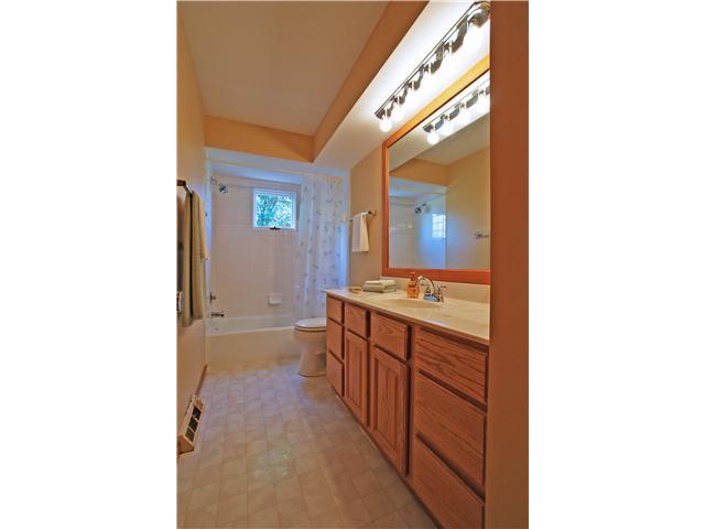 7698 Strathmoore Road Dublin, OH 43016 - Photo 16 of 22 Gallery Image 16