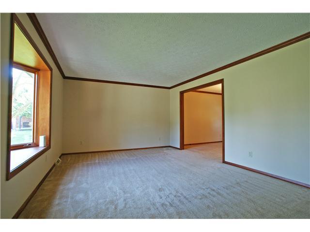 7698 Strathmoore Road Dublin, OH 43016 - Photo 7 of 22 Gallery Image 7