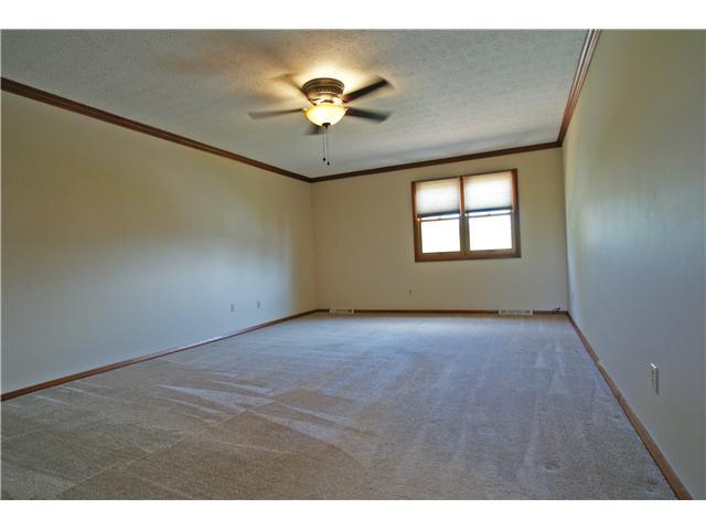 7698 Strathmoore Road Dublin, OH 43016 - Photo 10 of 22 Gallery Image 10
