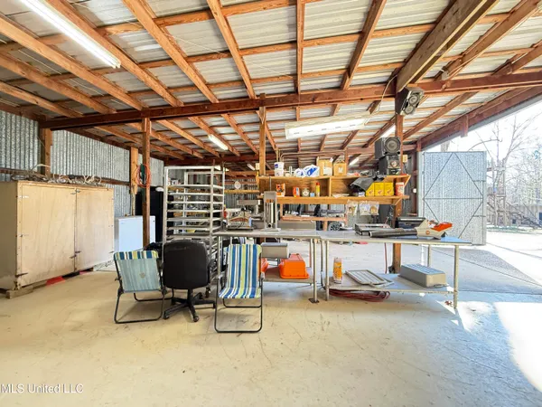 $2,300,000 | 114 Huff Lane, Roxie, MS 39661