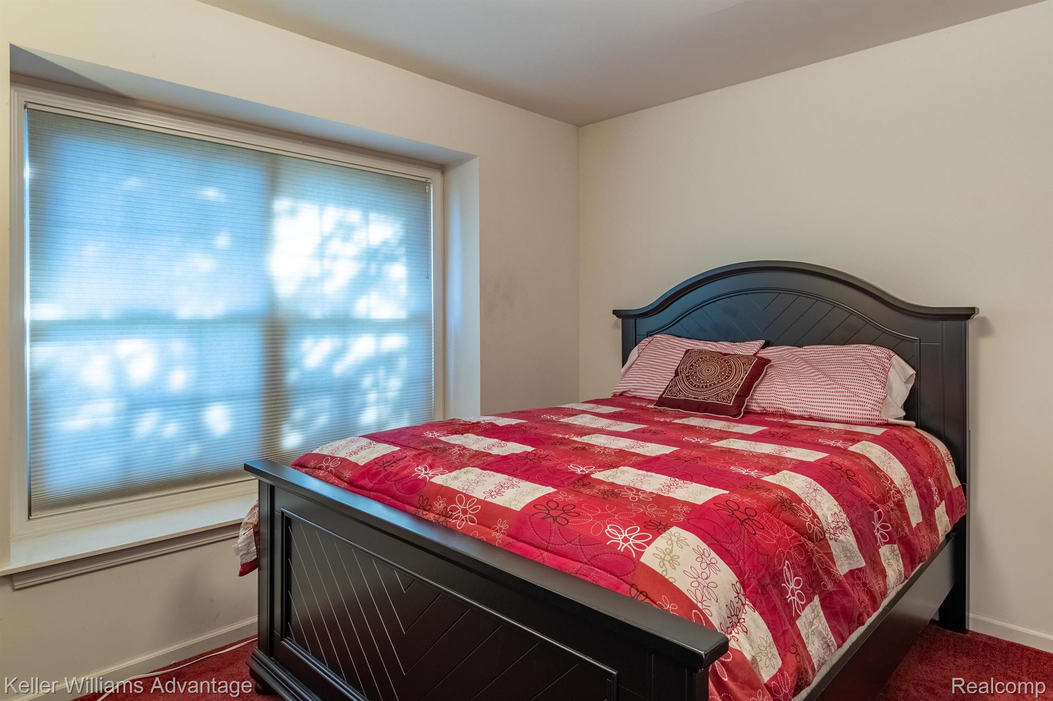 22500 Timber Ridge Court Trenton, MI 48183 - Photo 6 of 29 Gallery Image 6