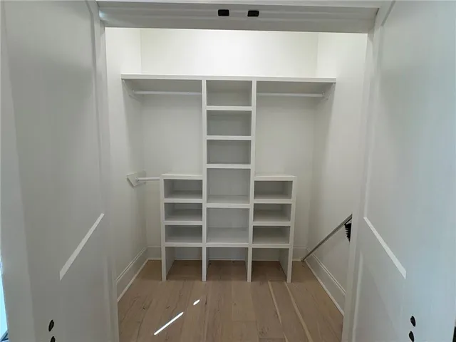 $3,350 | 120 Labarre Drive, Metairie, LA 70001