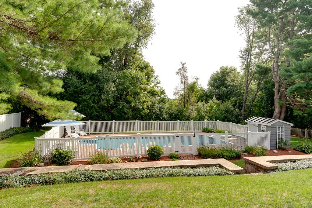 19 Meadowbrook Road Auburn, MA 01501 - Photo 26 of 28 Gallery Image 26