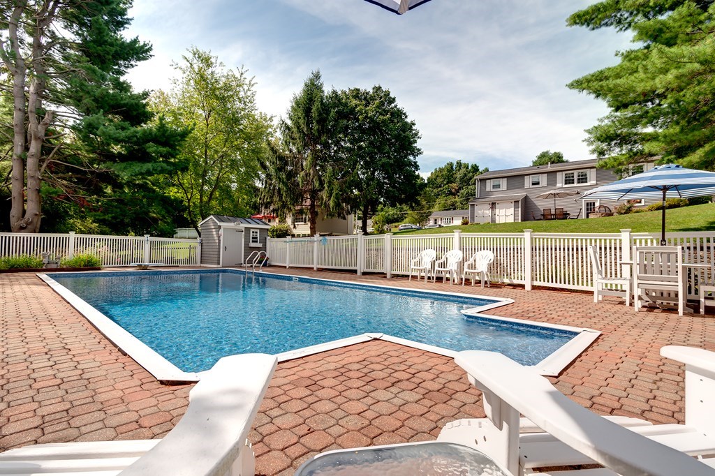 19 Meadowbrook Road Auburn, MA 01501 - Photo 28 of 28 Gallery Image 28