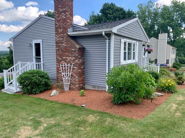 19 Meadowbrook Road Auburn, MA 01501 - Photo 4 of 28 Gallery Image 4