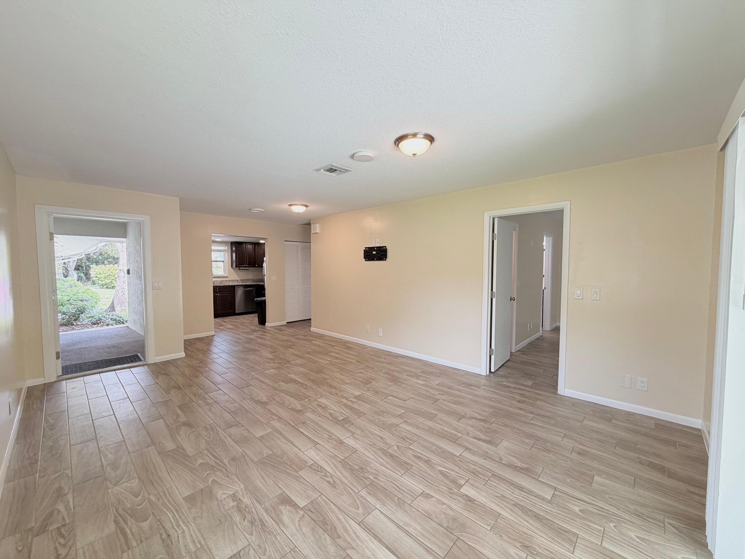 3794 Southeast County Line Road, Unit 102 Jupiter, FL 33469 - Photo 4 of 21 WhatsApp Image 2026-08-03 at 10.57.46
