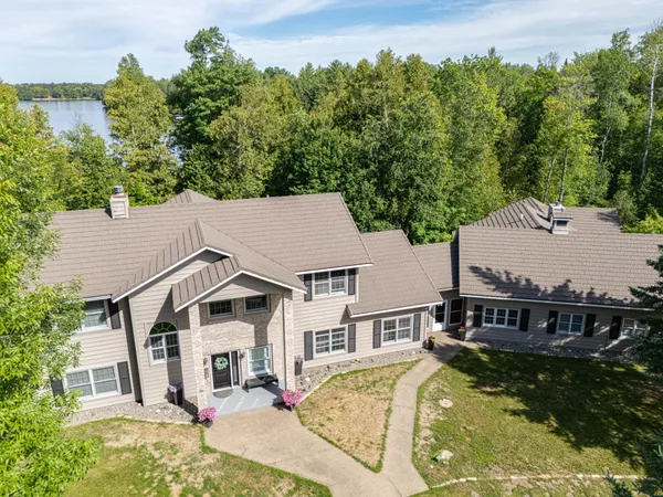 $799,000 | 20723 North Shallow Lake Road, Warba, MN 55793