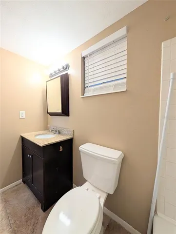 $75,000 | 4017 Lake Bayshore Drive, Unit 109, Bradenton, FL 34205