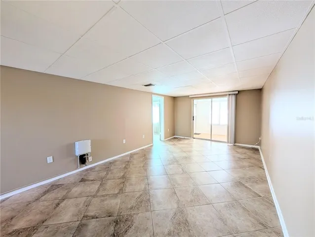 $75,000 | 4017 Lake Bayshore Drive, Unit 109, Bradenton, FL 34205