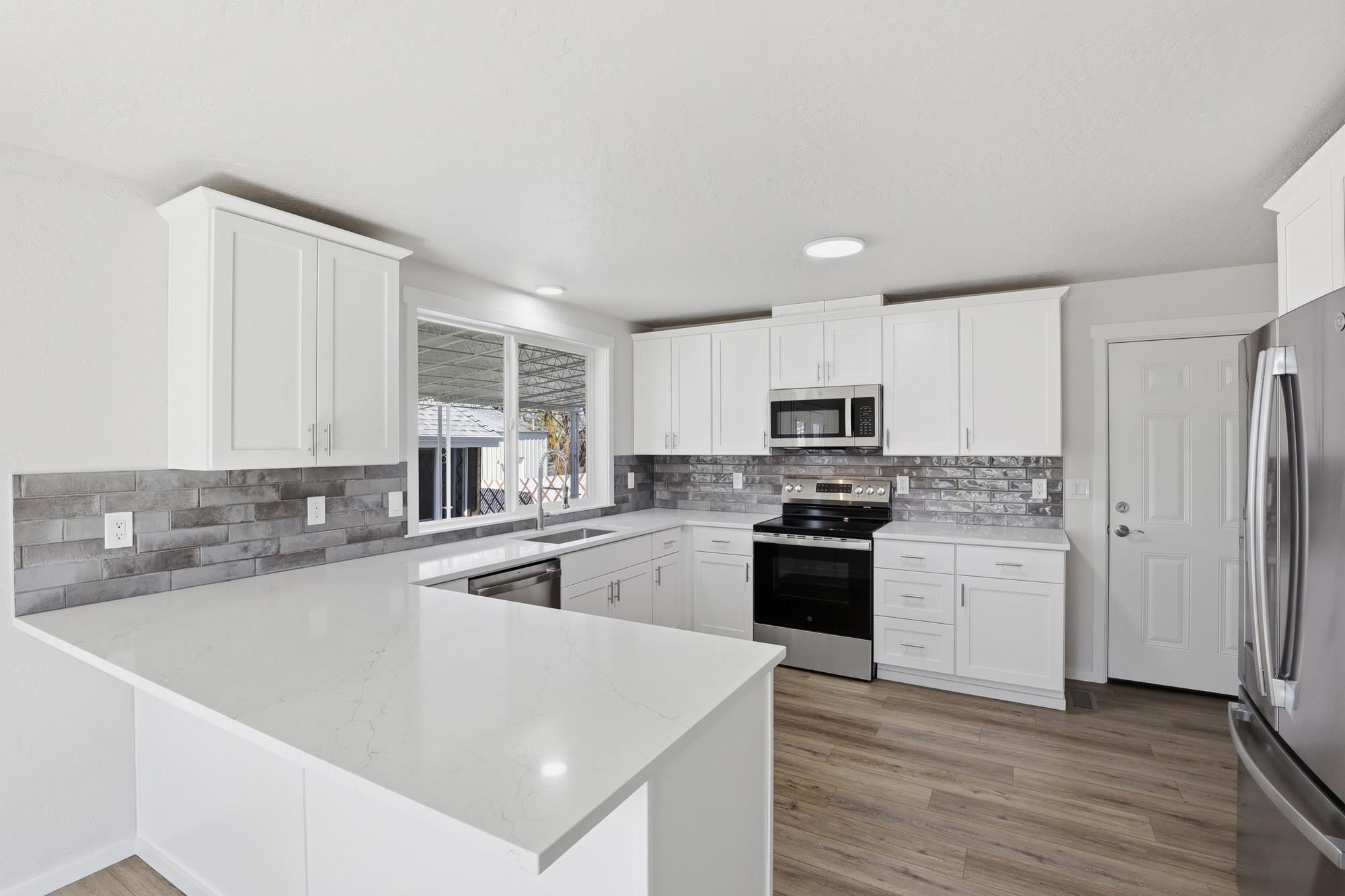 5303 North Howard Street Spokane, WA 99205 - Photo 12 of 36