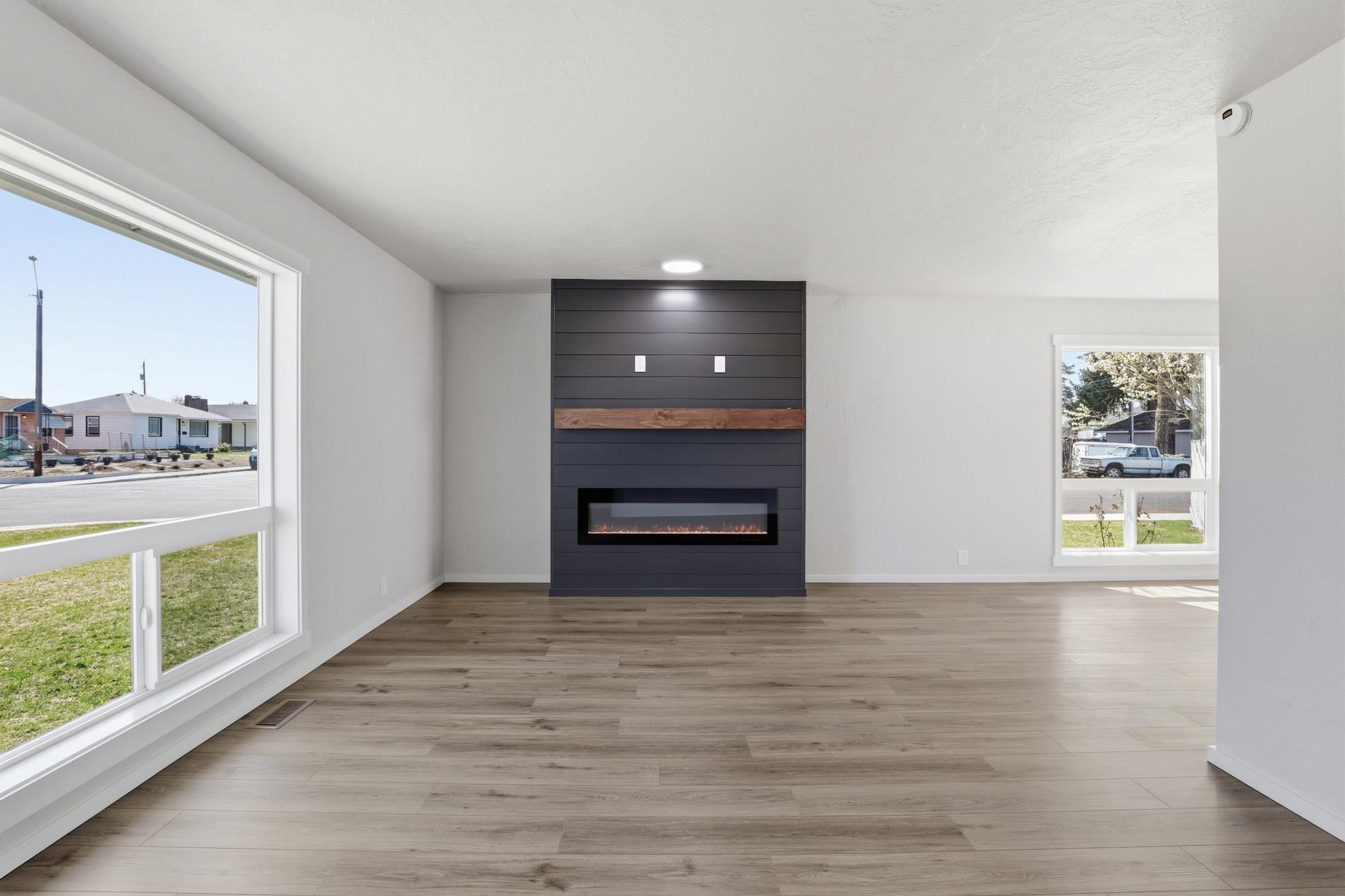 5303 North Howard Street Spokane, WA 99205 - Photo 7 of 36