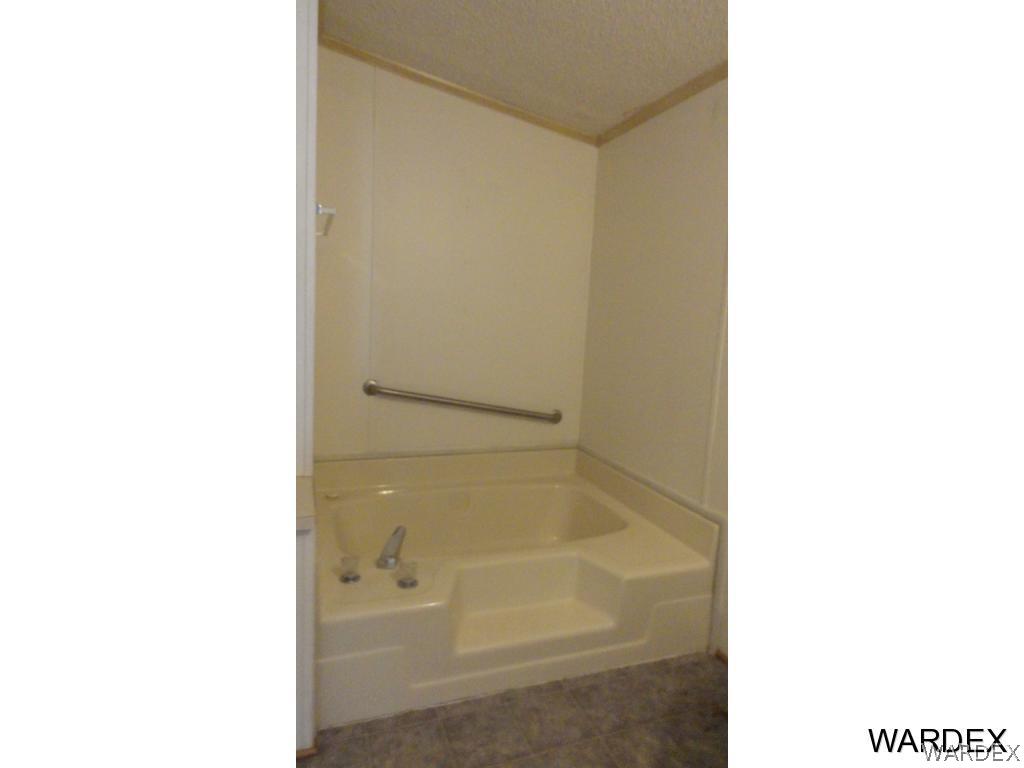 1780 Ramar Road Bullhead City, AZ 86442 - Photo 13 of 18 Garden Tub