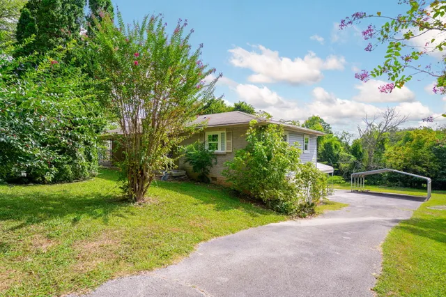 $274,900 | 3000 Mary Walker Place, Chattanooga, TN 37411