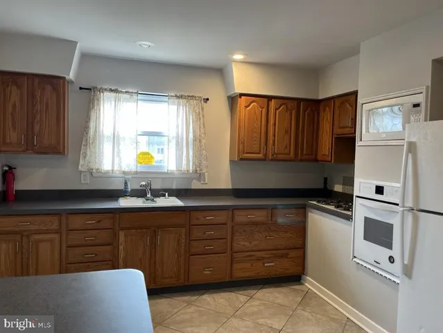 $2,250 | 3629 Whitehall Lane, Philadelphia, PA 19114