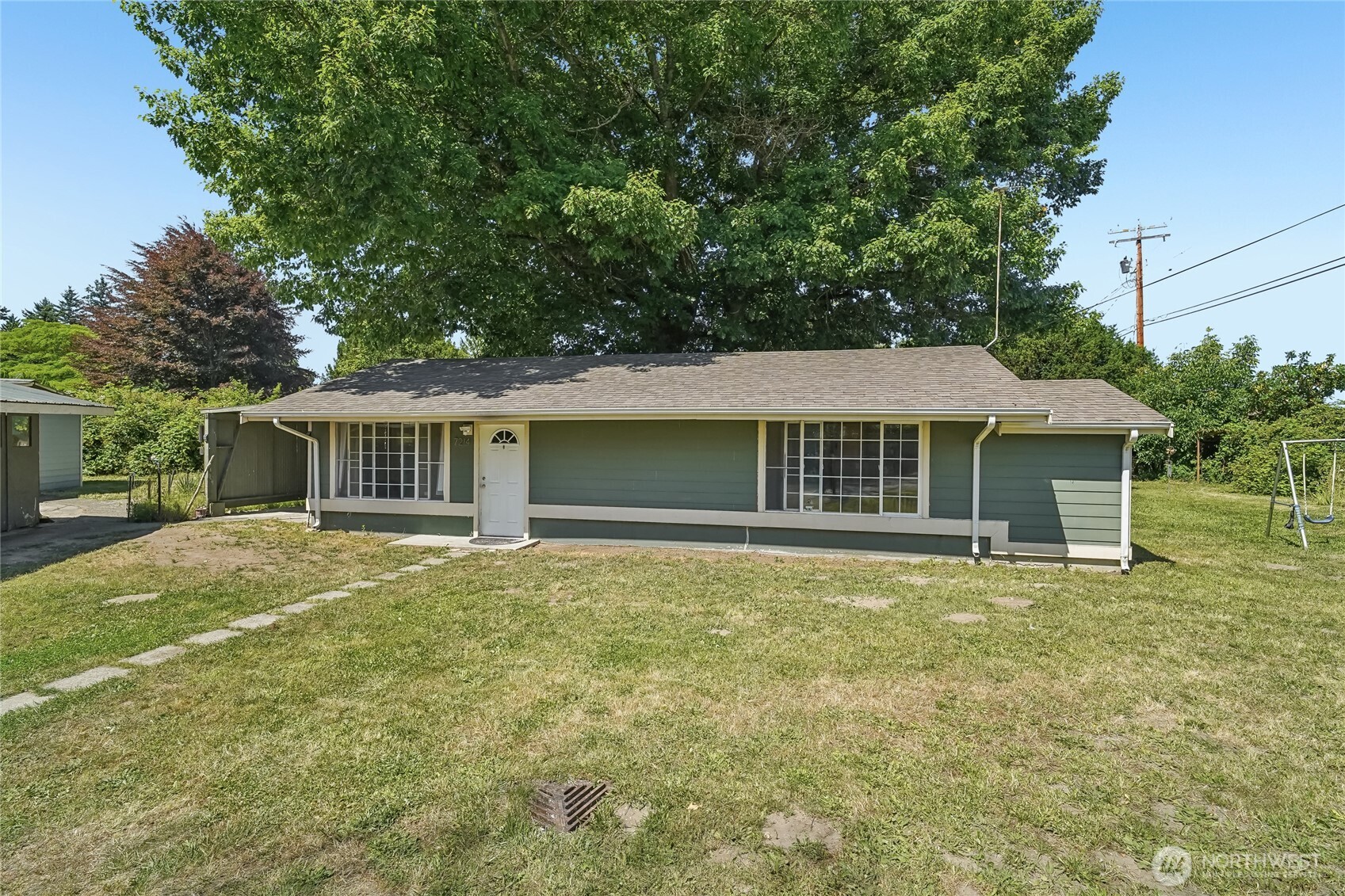 7214 River Road East Puyallup, WA 98371 - Photo 2 of 36