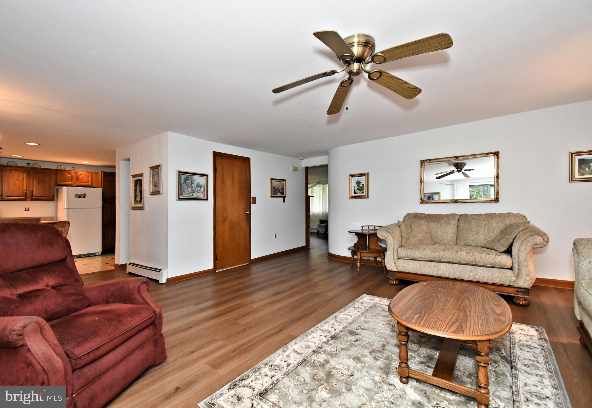 500 Burton Road Oreland, PA 19075 - Photo 26 of 54 Family room