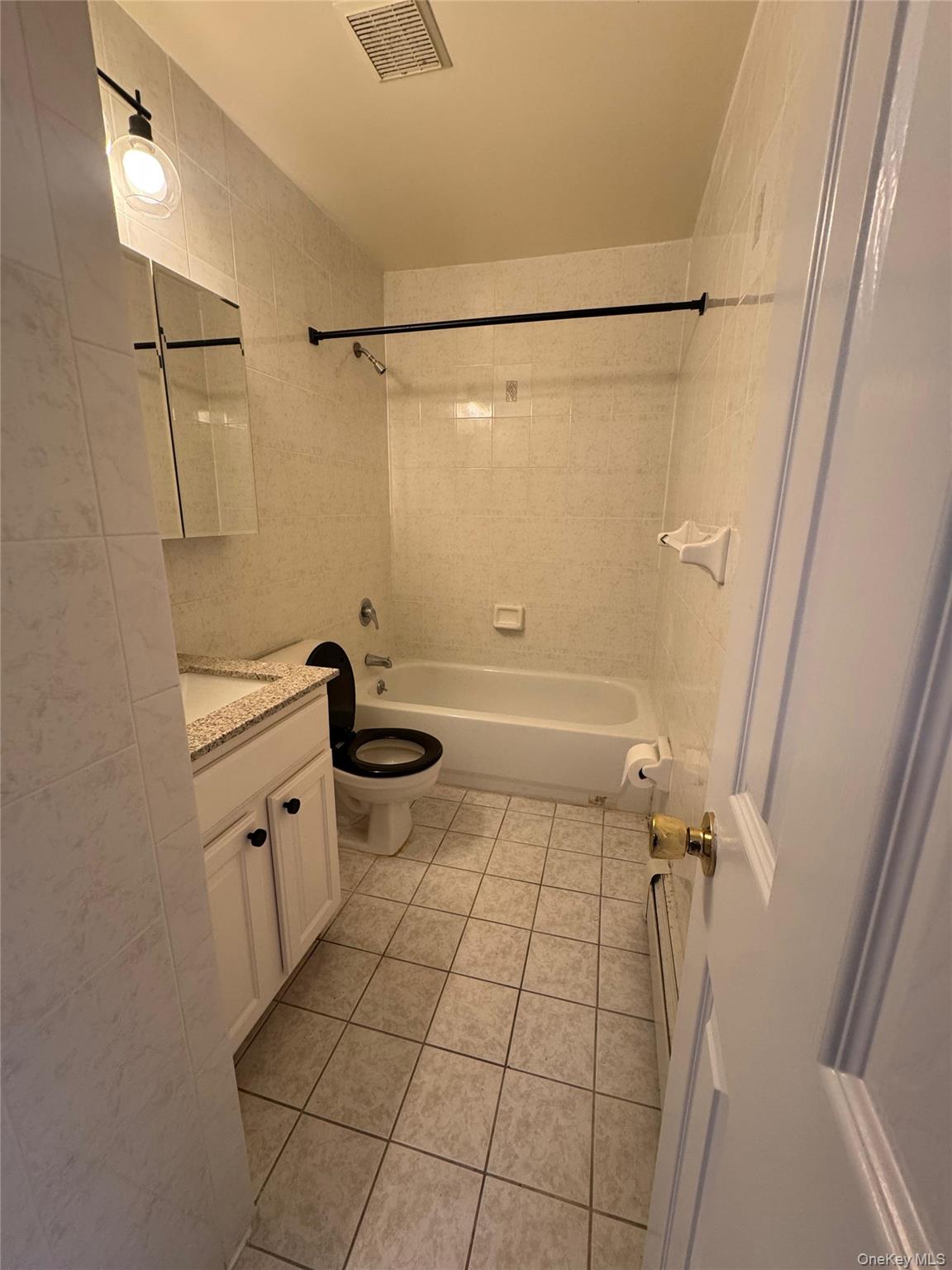 250-16 41st Road Queens, NY 11363 - Photo 15 of 19