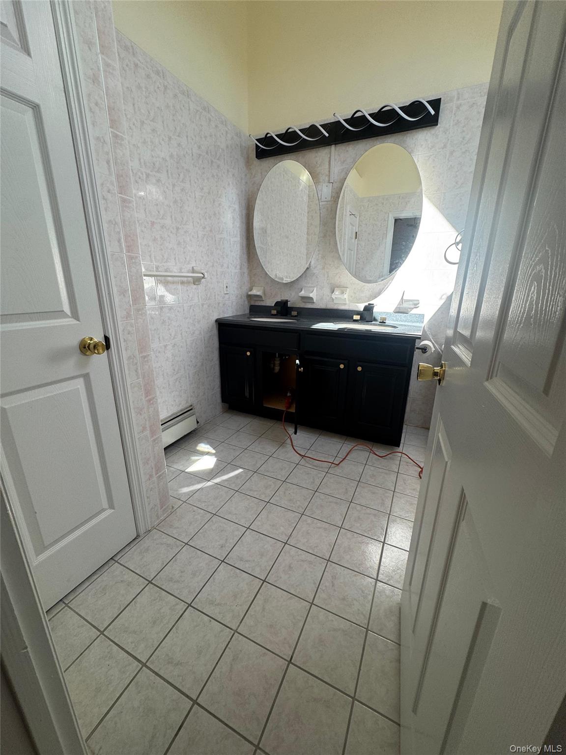 250-16 41st Road Queens, NY 11363 - Photo 7 of 19