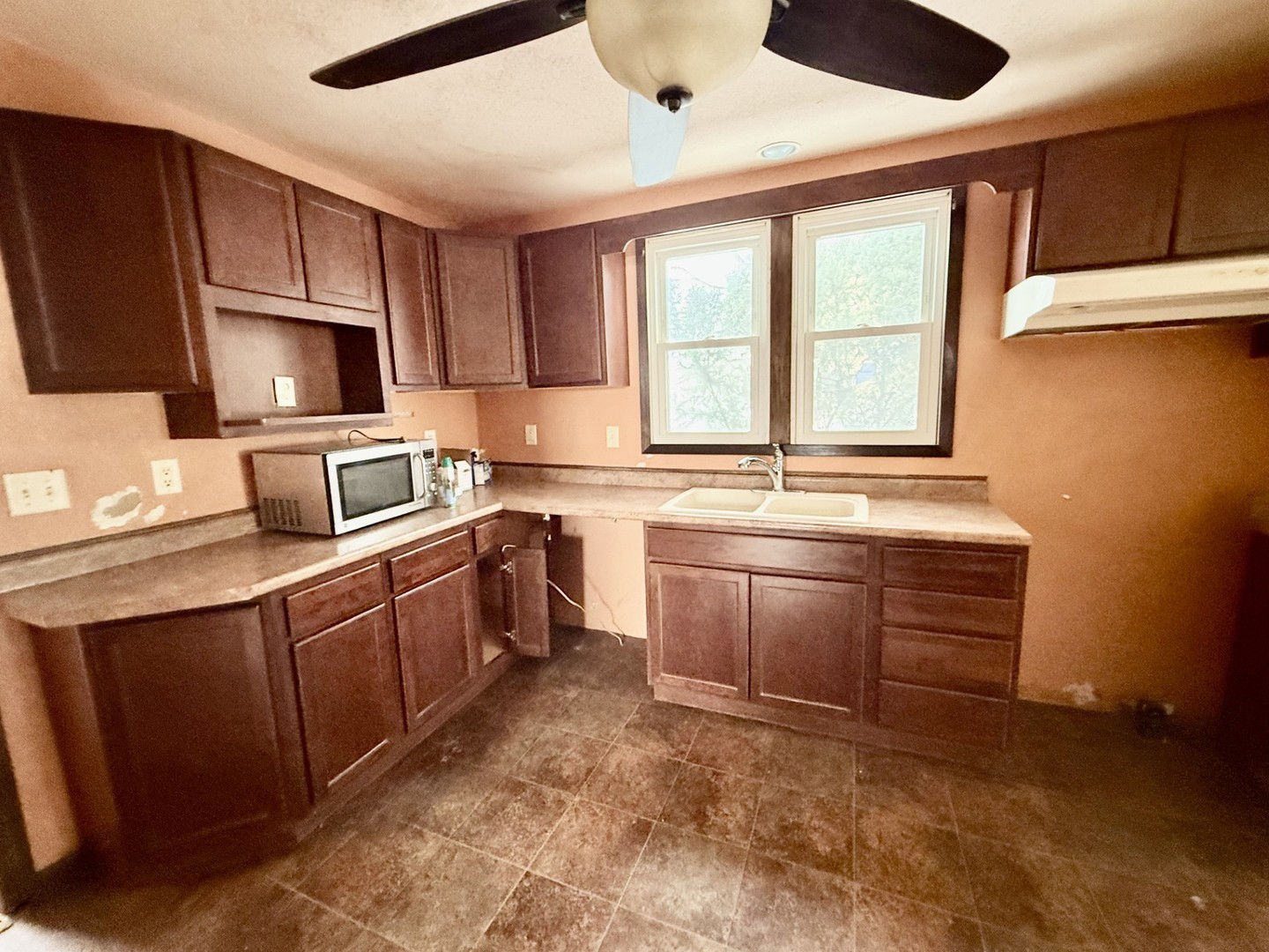 313 3rd Street Standard, IL 61363 - Photo 11 of 18