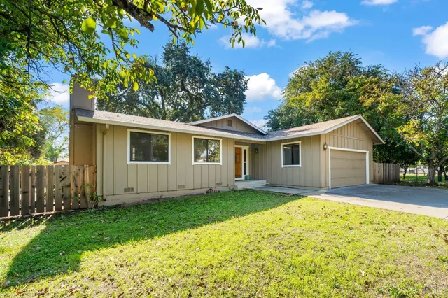 $670,000 | 408 Boyes Boulevard, Sonoma, CA 95476