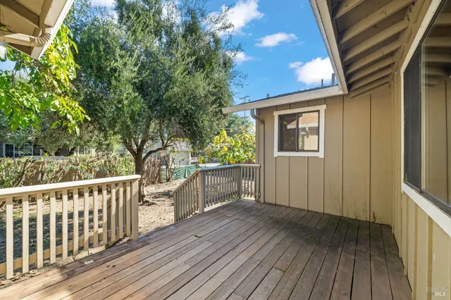 $670,000 | 408 Boyes Boulevard, Sonoma, CA 95476