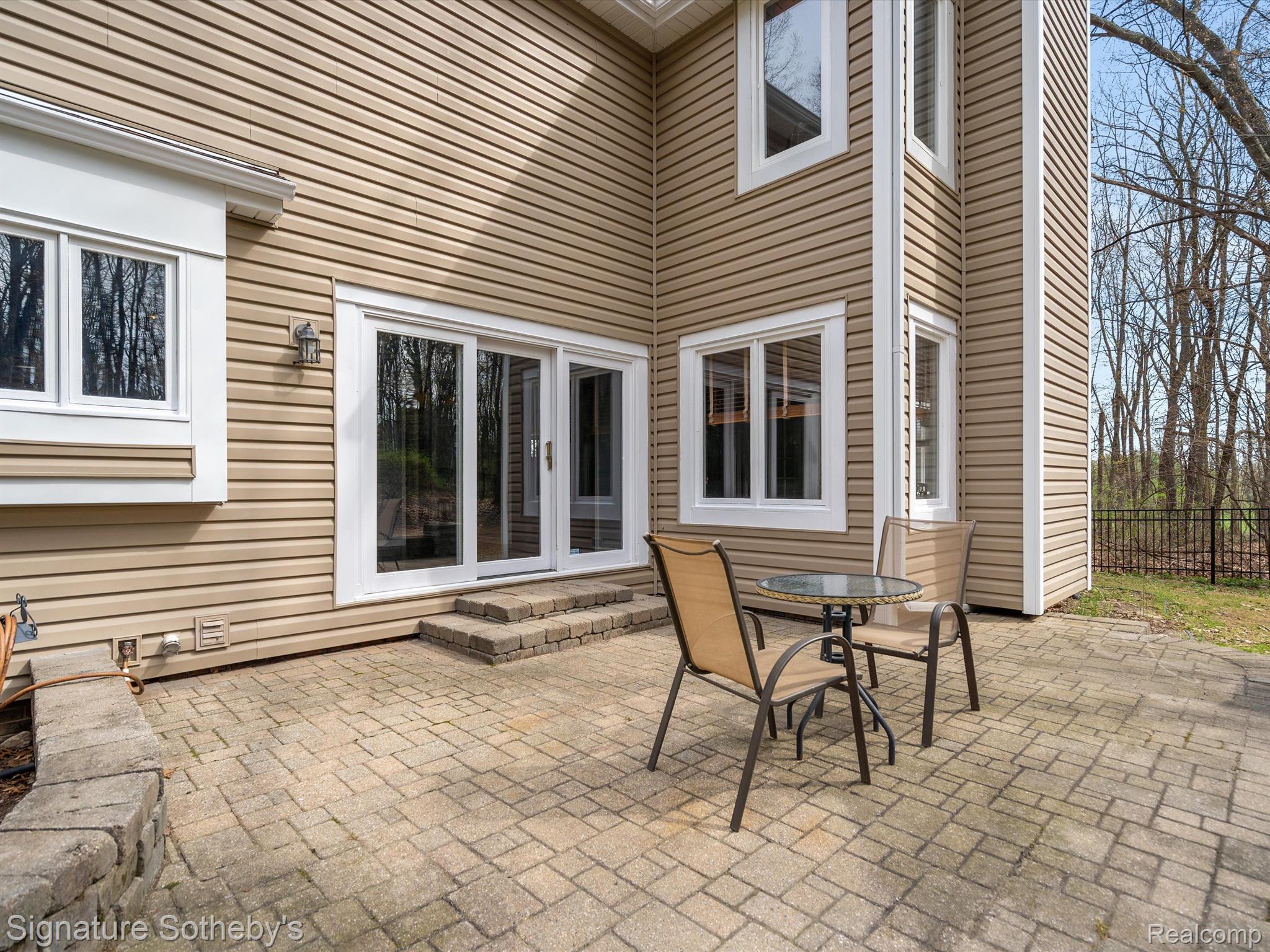 215 Hawk Ridge Drive Clarkston, MI 48348 - Photo 41 of 54 Gallery Image 41