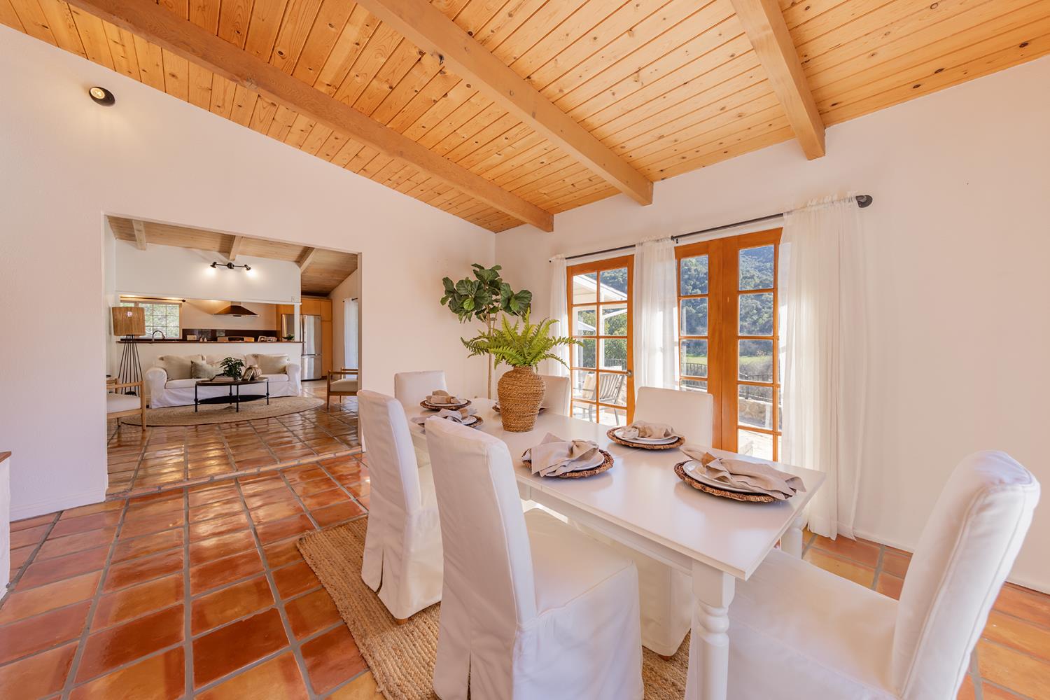 10522 Creek Road Ojai, CA 93023 - Photo 11 of 23