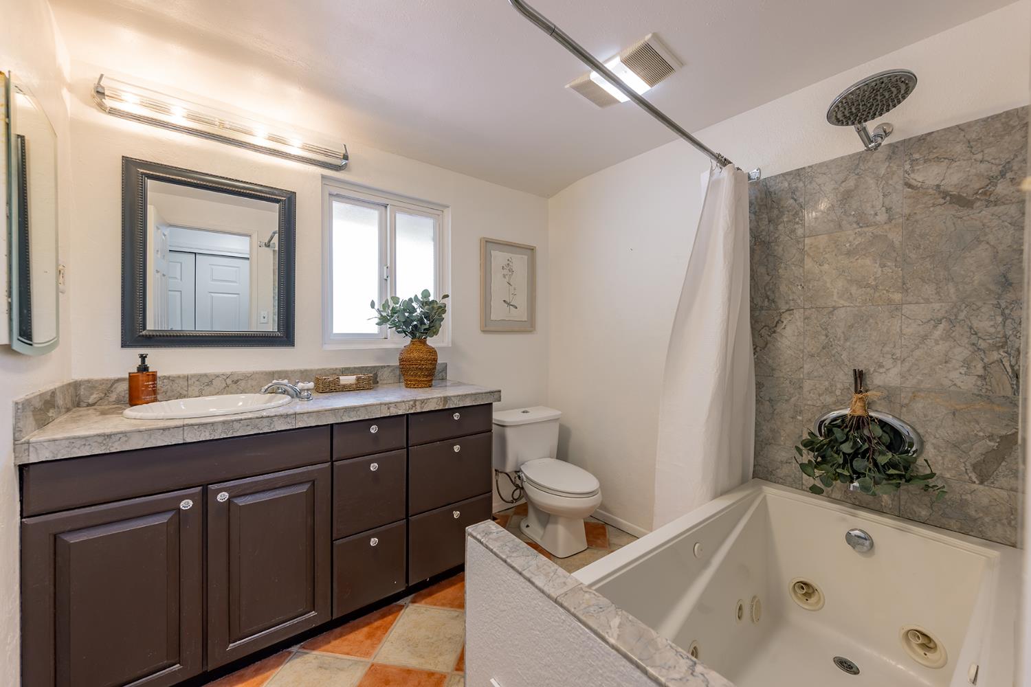 10522 Creek Road Ojai, CA 93023 - Photo 16 of 23