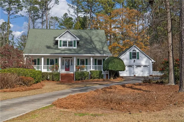 $469,000 | 1105 Wedgewood Drive, Fayetteville, GA 30214