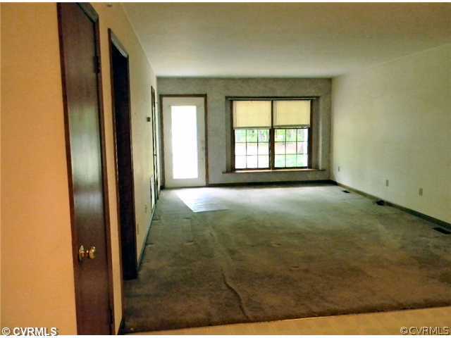 3286 Indian Neck Road Tappahannock, VA 22560 - Photo 3 of 16 Gallery Image 3