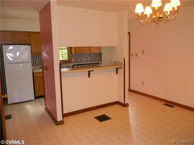 3286 Indian Neck Road Tappahannock, VA 22560 - Photo 4 of 16 Gallery Image 4