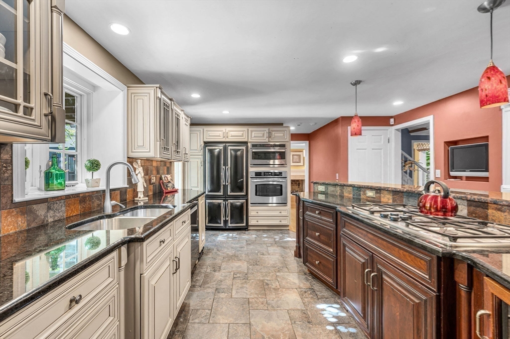 79 Silver Birch Road Longmeadow, MA 01106 - Photo 16 of 42 Gallery Image 16