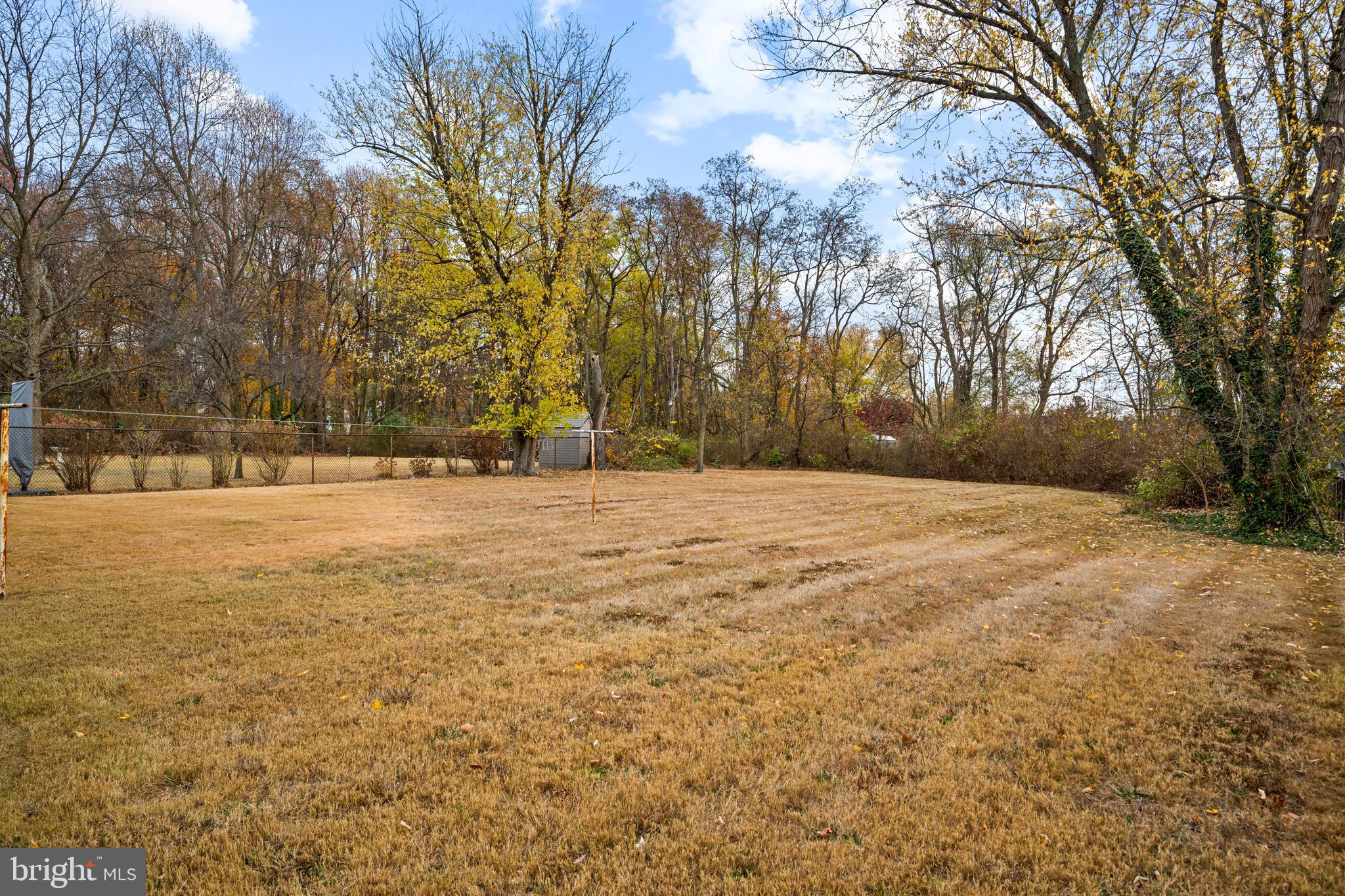 237 Somerset Road Deptford, NJ 08096 - Photo 3 of 19 Spacious Back yard