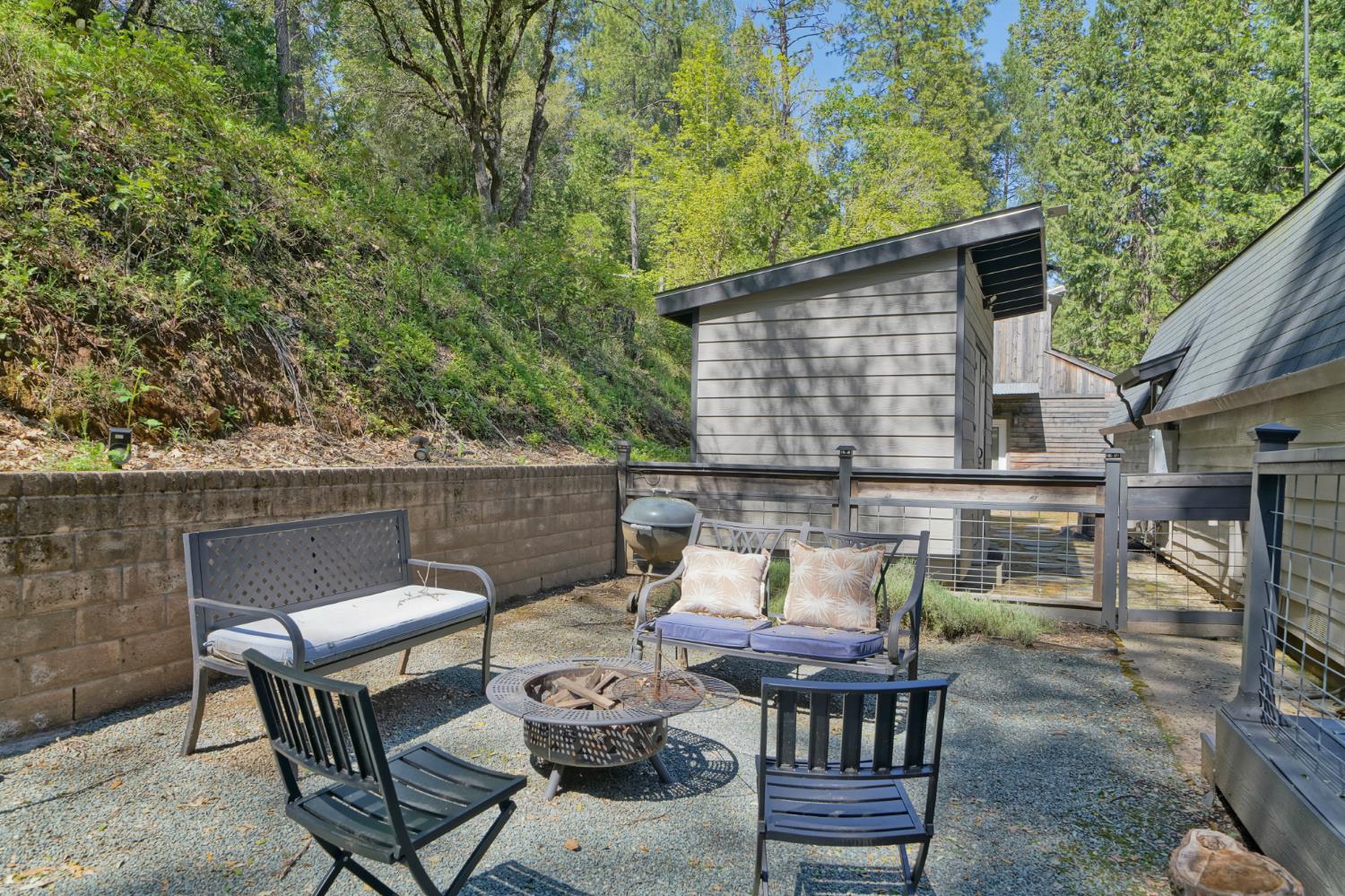 4965 Clear Creek Road Placerville, CA 95667 - Photo 20 of 51