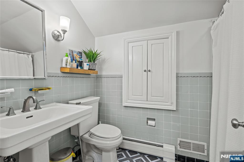 165 Montross Avenue Rutherford, NJ 07070 - Photo 29 of 42