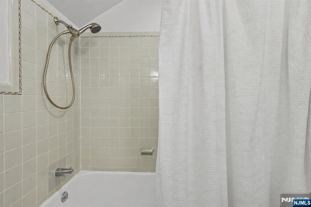 165 Montross Avenue Rutherford, NJ 07070 - Photo 30 of 42