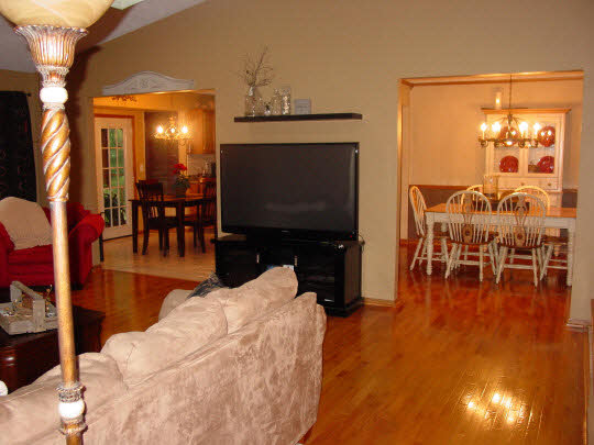 11609 Love Road Roscoe, IL 61073 - Photo 3 of 11 Gallery Image 3