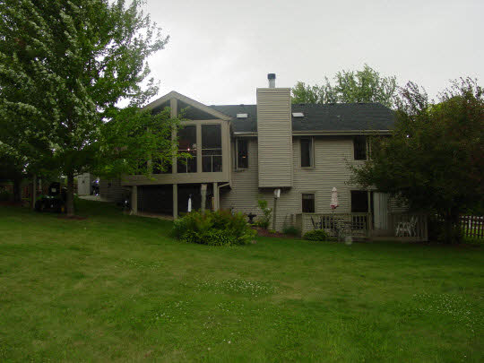 11609 Love Road Roscoe, IL 61073 - Photo 9 of 11 Gallery Image 9