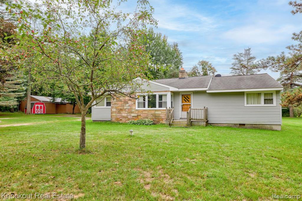 9345 Arbela Road Millington, MI 48746 - Photo 1 of 71
