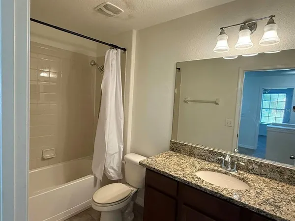 $2,400 | 20023 Date Palm Way, Tampa, FL 33647