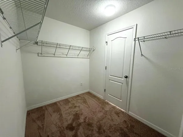 $2,400 | 20023 Date Palm Way, Tampa, FL 33647