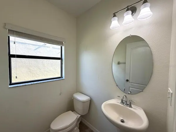 $2,400 | 20023 Date Palm Way, Tampa, FL 33647