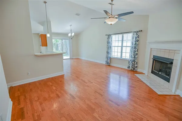 $2,400 | 5344 Tewkesbury Trace, Tallahassee, FL 32309