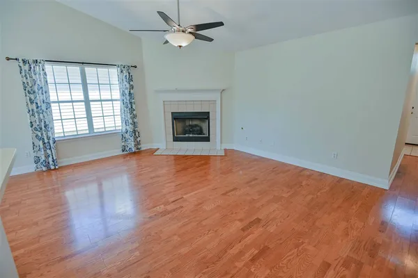 $2,400 | 5344 Tewkesbury Trace, Tallahassee, FL 32309